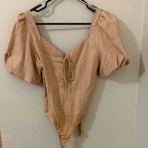 vestique Lace-Up Puff Sleeve Bodysuit in Tan